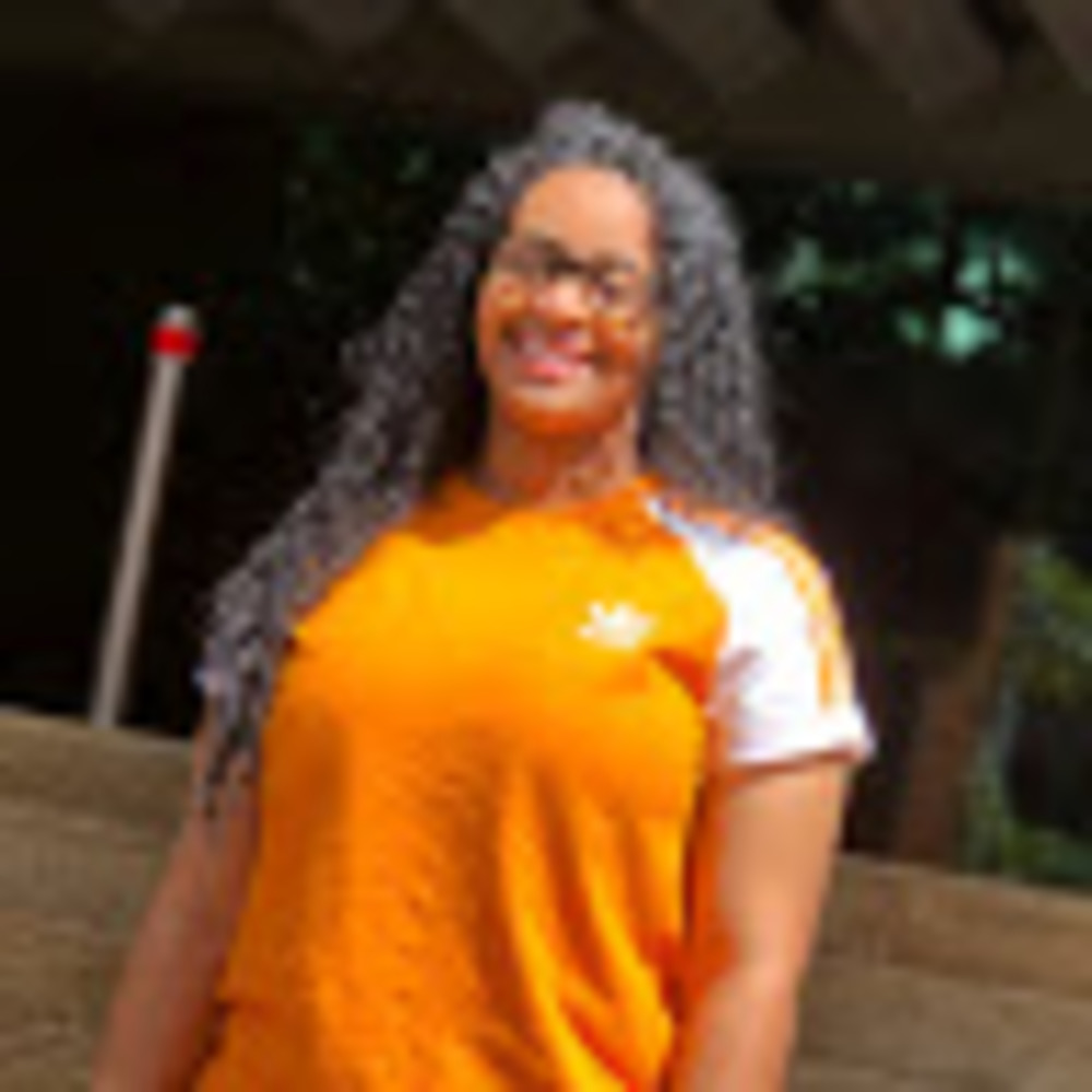 Meet your Posher, Maribel